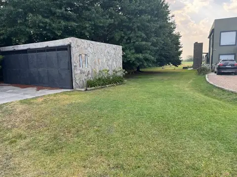 Casa en Venta en Lujan, USD 249.000