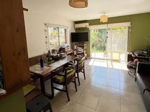 Casa 4 ambientes con 4 baños
