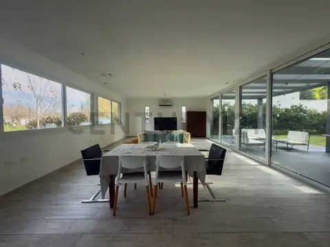 CASA EN VENTA APTA BANCO