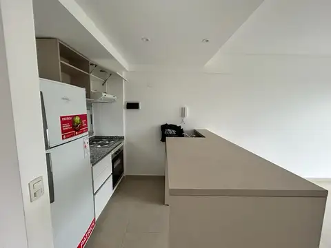 Departamento en Alquiler con 1 cocheras