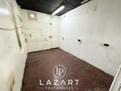 LIBERTAD al 6900