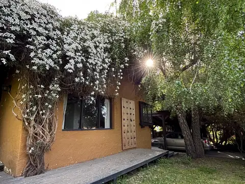 Casa en Venta en San Carlos De Bariloche [Cod: ]
