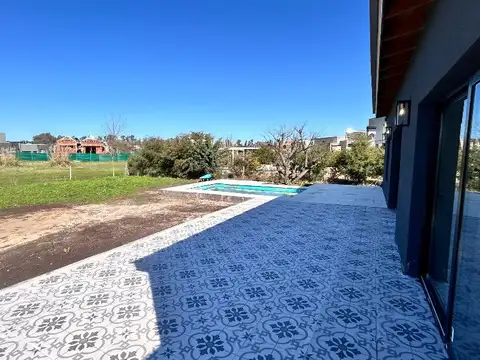 Casa en Alquiler A Estrenar