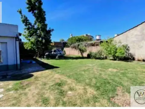 CASA DE 3 AMBIENTES CON TERRENO ANEXADO 400M2- SE VENDE EN BLOCKE