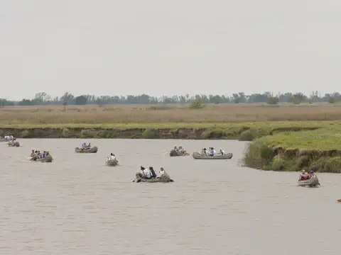 Lote de 16000m2 en Venta - Chacras del Paraná - Zarate