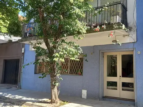 PH 2 ambientes en Villa Santa Rita con patio y terraza ¡SIN EXPENSAS!