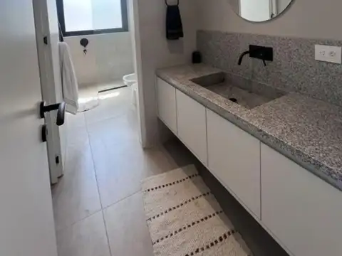 Casa en Venta en Cerro De Las Rosas, USD 309.000