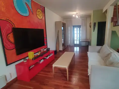 VENTA CASA 5 AMB COCHERAS PILETA DON BOSCO