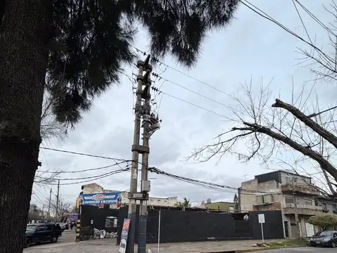 Fracción en Venta 500 m2 sobre Av. General Mosconi esquina Almirante Brown – Excelente oportunidad de inversión