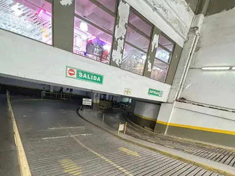 Cochera en Centro