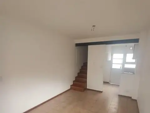 Alquiler duplex 2 1/2 ambientes  en Villa Ballester