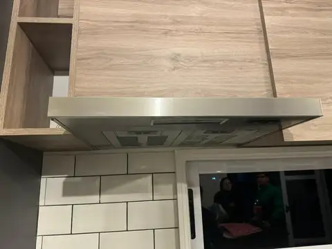 OPORTUNIDAD HERMOSA CASA CON PISCINA !
