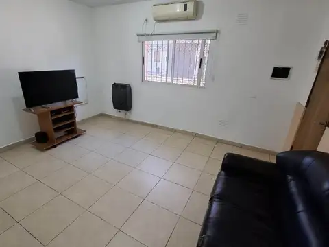 Depto Tipo Casa en Venta 19 años