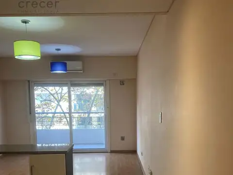 MONOAMBIENTE EN ALQUILER AL FRENTE CON BALCÓN LAUNDRY GYM