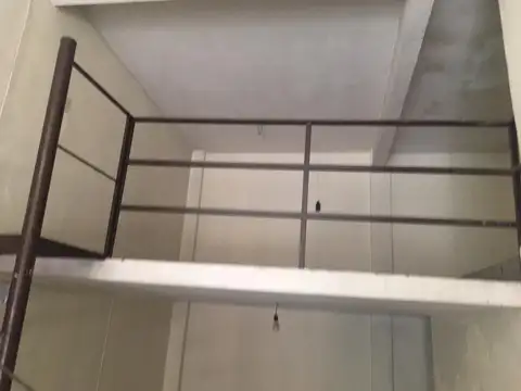 Local de 51 m2 en Parque Avellaneda