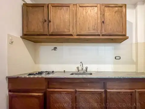 Departamento en Venta en La Lucila-Vias/Maipu, USD 85.000