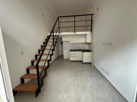 LAUREANA FERRARI al 300