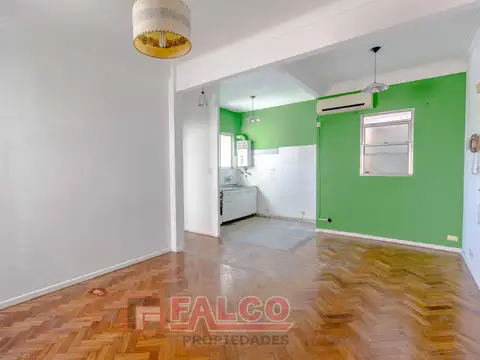 Terrero al 1300 - 2 amb -  segundo piso por escalera