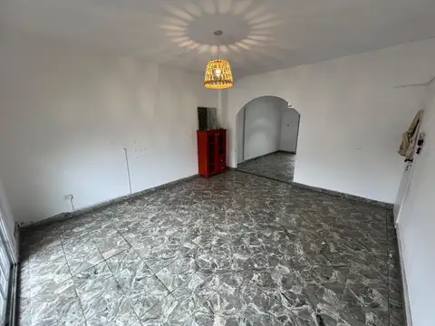 Departamento 4 ambientes con 2 baños