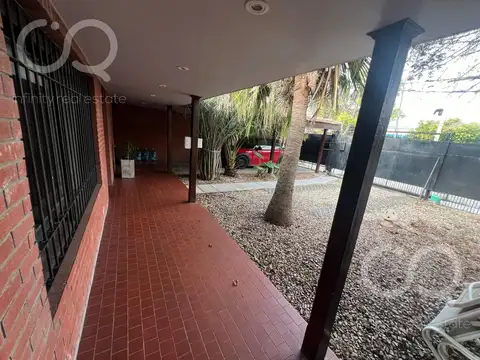 CASA EN VENTA APTA CREDITO ADROGUE