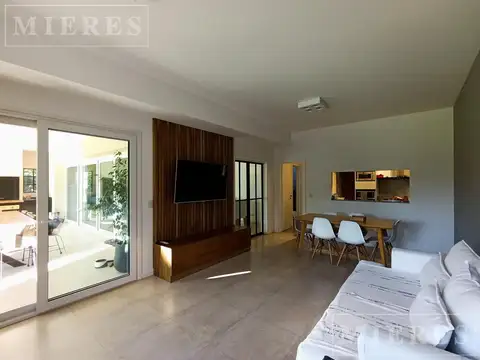 Casa en Alquiler Temporal en Las Liebres, USD 6.000