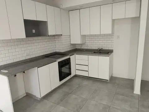 ALQUILER departamento 2 amb.  Balcón Cochera Haedo