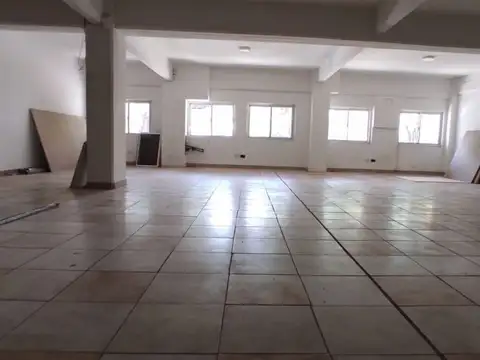 Local - Alquiler - Argentina, Ituzaingó - AV. PRES. PERÓN 9453