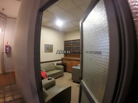 Sarmiento 300, Piso 2