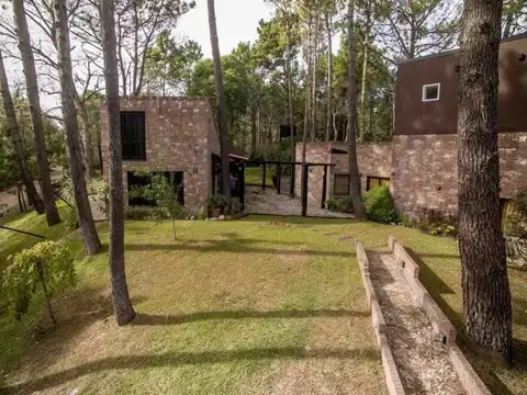 Casa en Venta en Carilo, USD 335.000