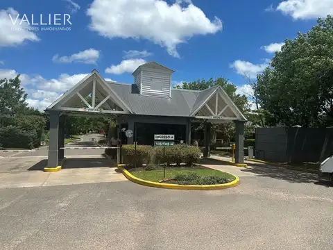 Roble Joven, Patricias Argentinas 3700