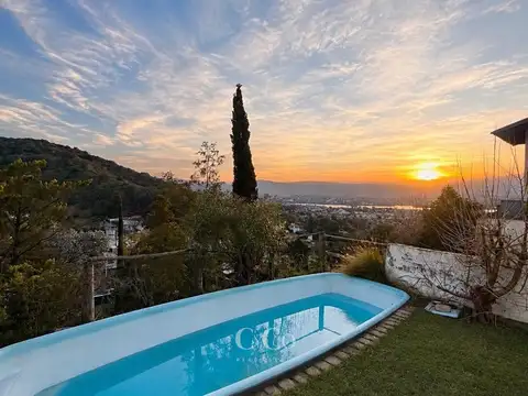 Casa en Venta con 1 cochera
