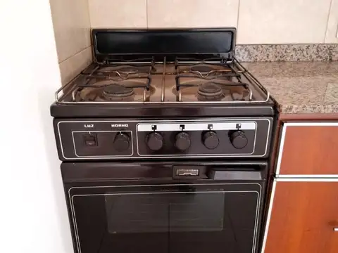 Arozarena 200, Piso 2