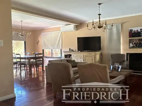 Casa en Venta de 4 dormitorios