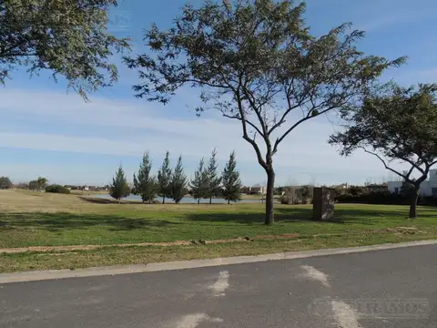 APTO CREDITO. LOTE INTERNO NOR-OESTE.