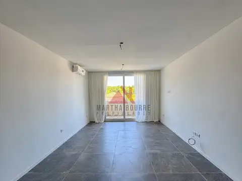 Saravi Village Pilar 100