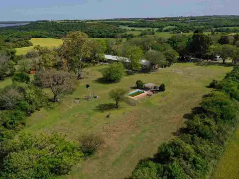 Complejo de Cabañas en Valle María