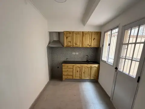 Depto Tipo Casa 3 ambientes con 1 baño