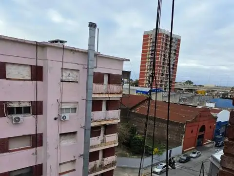 Martin Rodriguez 1100, Piso 5