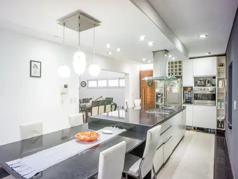 Casa en Venta de 4 dormitorios