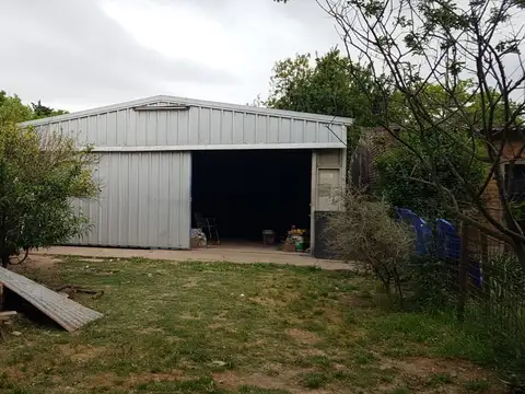 M R Candioti y Juan XXIII 100