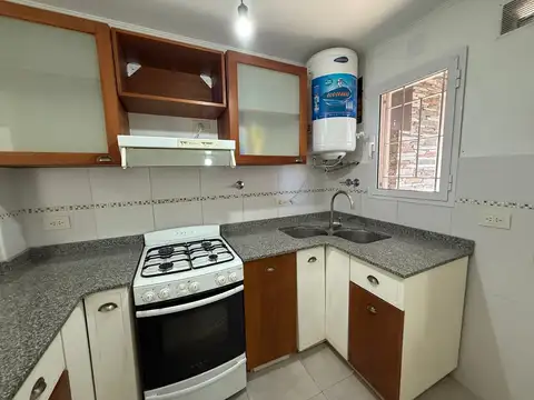 Departamento 3 ambientes con 1 baño