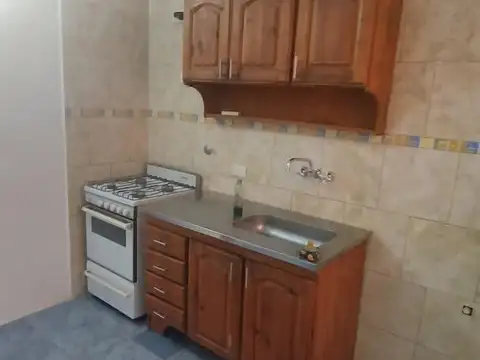 Depto Tipo Casa 2 ambientes con 1 baño