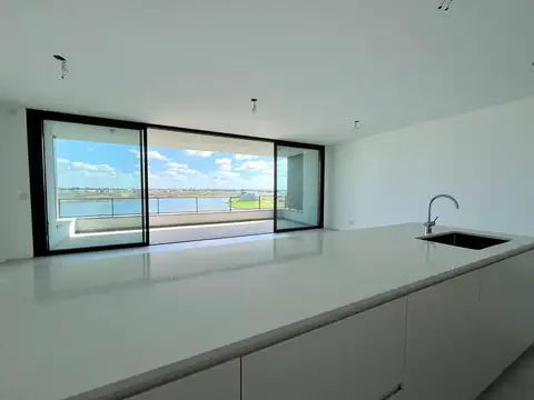 Departamento 4 ambientes con 3 baños