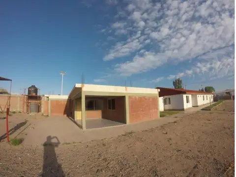 Alquilo base en Rincón de los Sauces.
