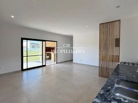 Casa en Venta en Pilar del Este - San Ramón, USD 149.500