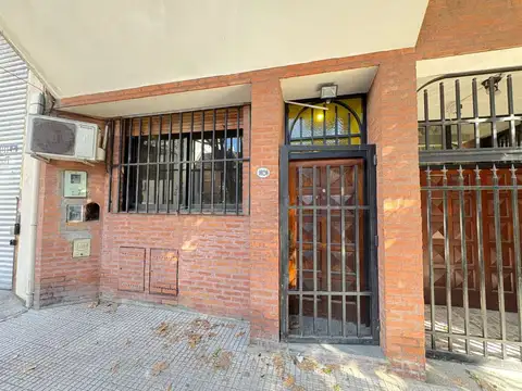 Depto Tipo Casa en Venta de 6 ambientes