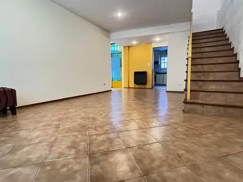 Depto Tipo Casa en Venta de 3 dormitorios