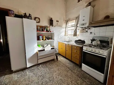 CASA EN VENTA EN PERGAMINO
