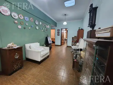 Venta de PH de 4 ambientes con cochera en Wilde