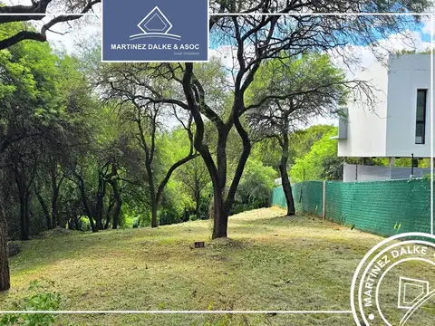 Terreno en Venta en Villa Warcalde, USD 85.000